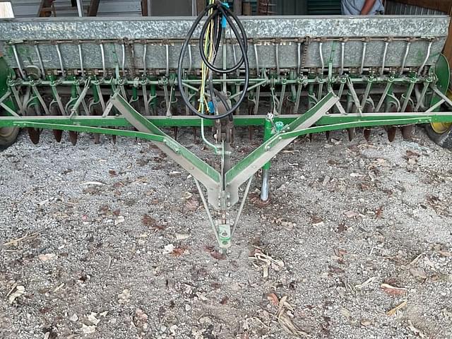 Image of John Deere Van Brunt equipment image 2
