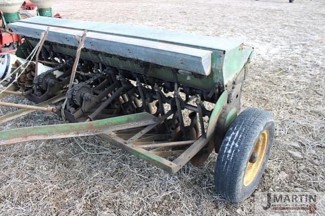 Image of John Deere Van Brunt equipment image 4