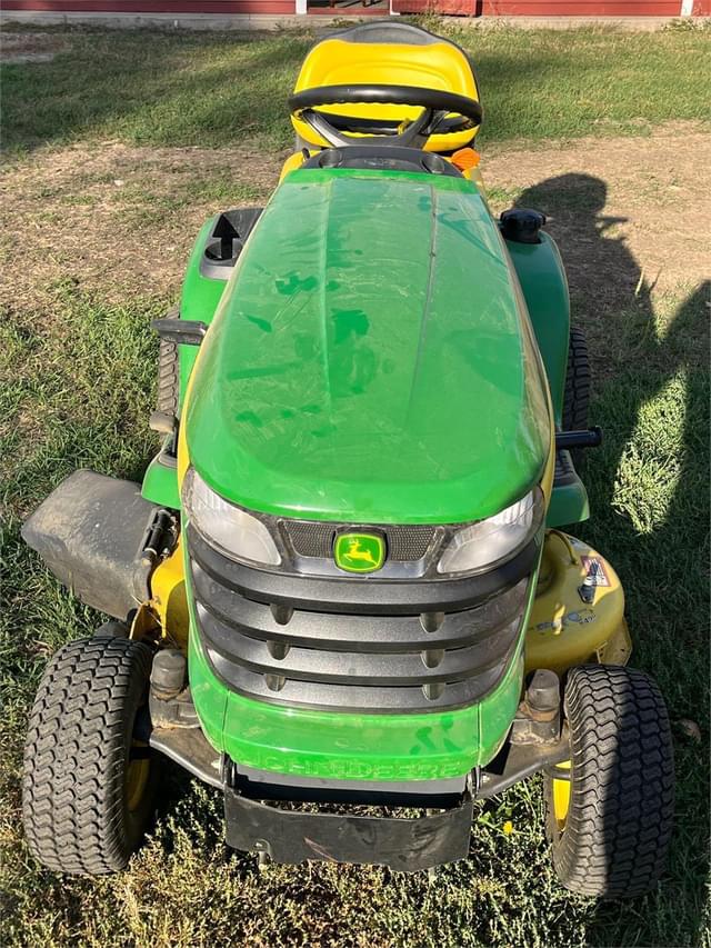 Image of John Deere X304 equipment image 2