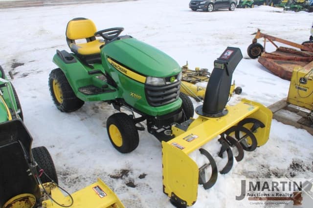 Image of John Deere X500 equipment image 1