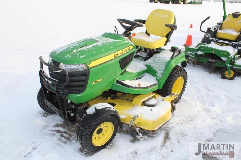 Image of John Deere X758 Primary image