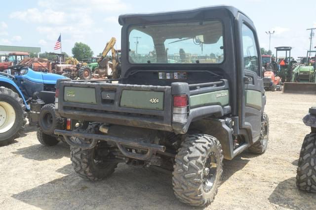 Image of John Deere XUV 835M equipment image 2