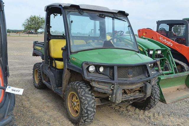 Image of John Deere XUV 835M equipment image 3