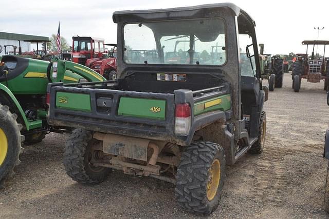 Image of John Deere XUV 835M equipment image 2
