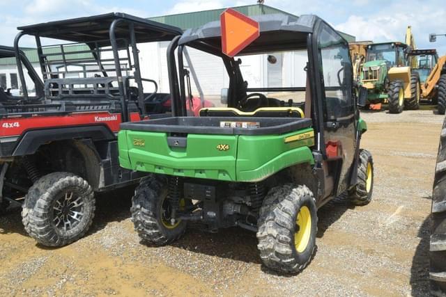 Image of John Deere XUV 560E equipment image 2