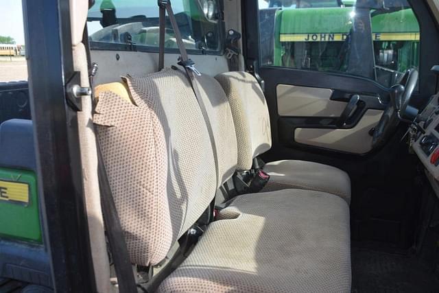 Image of John Deere XUV 835R equipment image 4