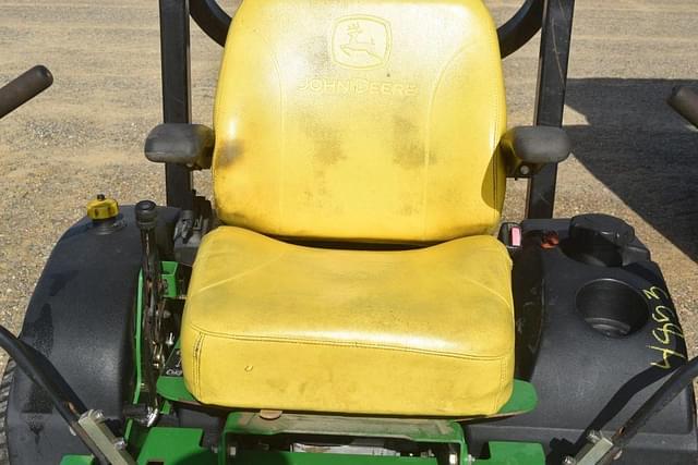 Image of John Deere ZTrak equipment image 4