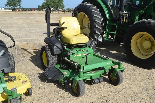Image of John Deere ZTrak equipment image 3