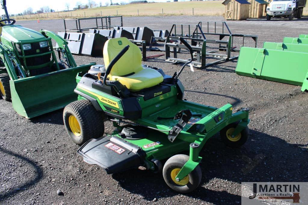 Image of John Deere Z325E Primary image