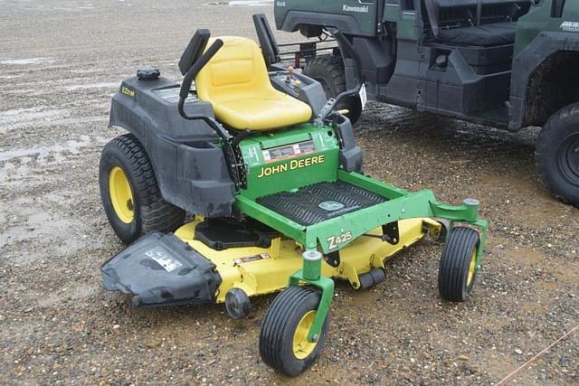 Image of John Deere Z425 equipment image 3