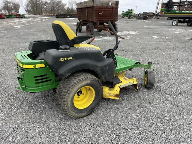 Image of John Deere Z445 equipment image 3