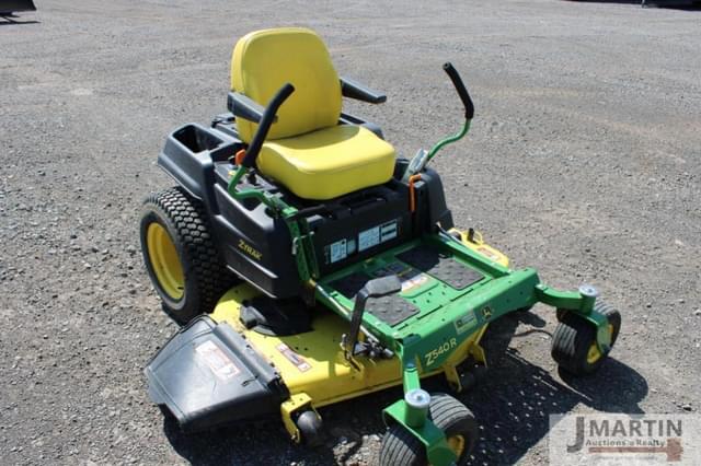 Image of John Deere Z540R equipment image 3