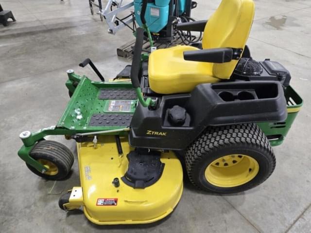 Image of John Deere Z540R equipment image 2