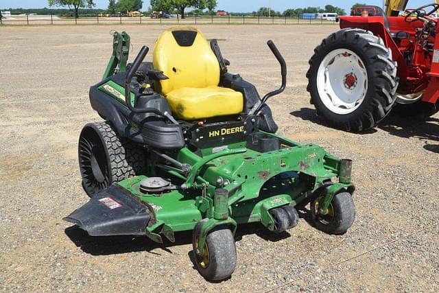 Image of John Deere Z915E equipment image 3