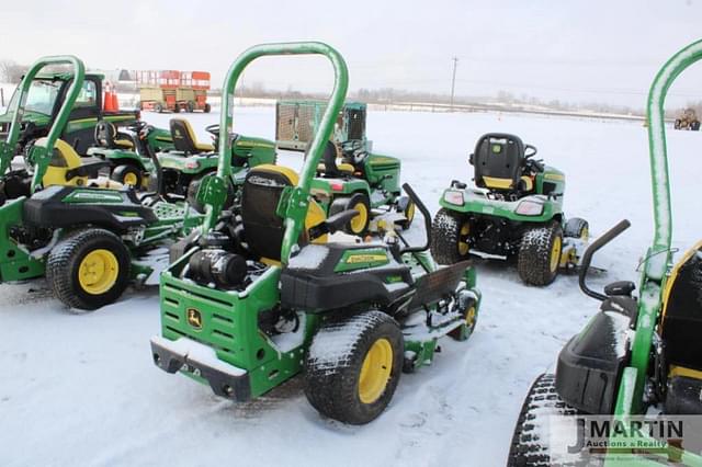 Image of John Deere Z920M equipment image 2