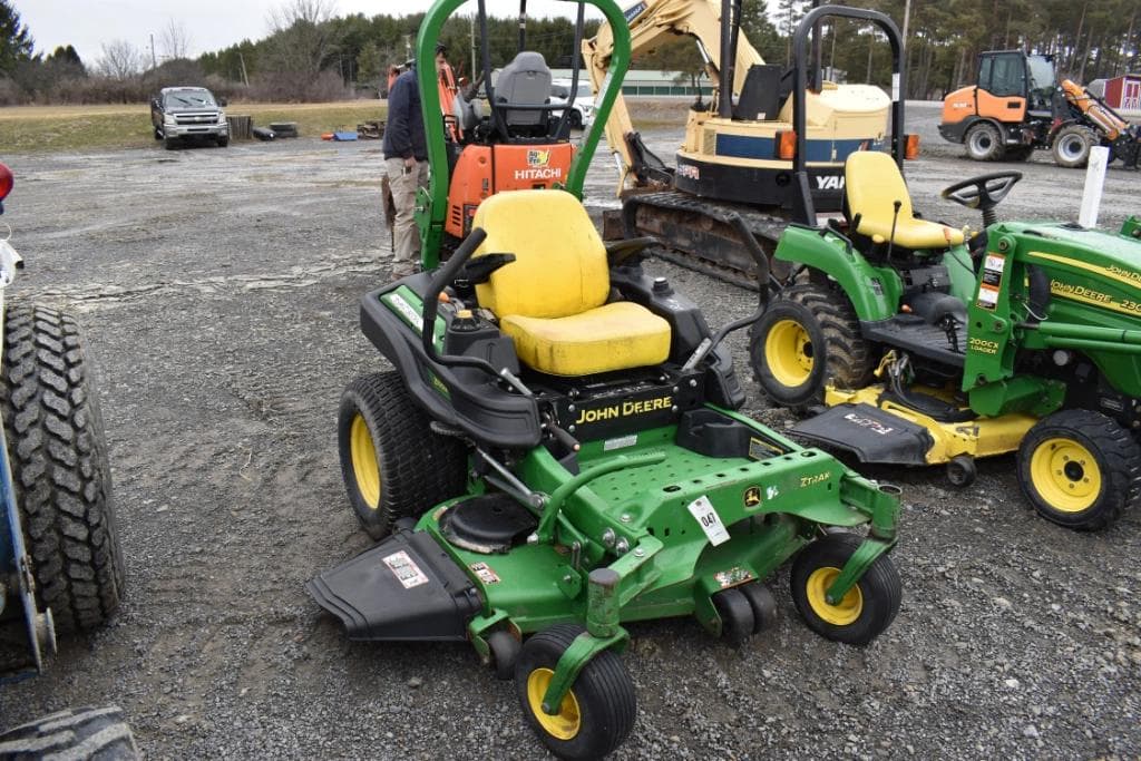 Image of John Deere Z920M Image 1