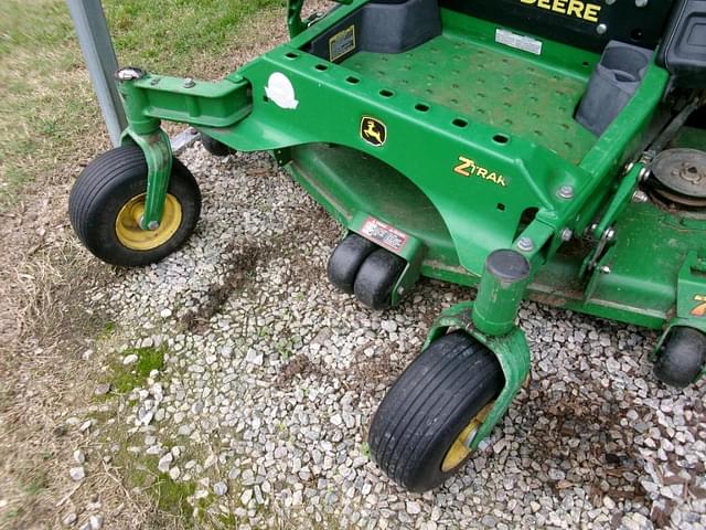 Image of John Deere Z920M equipment image 2