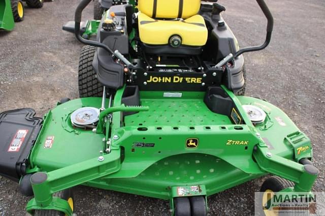 Image of John Deere Z960M equipment image 4