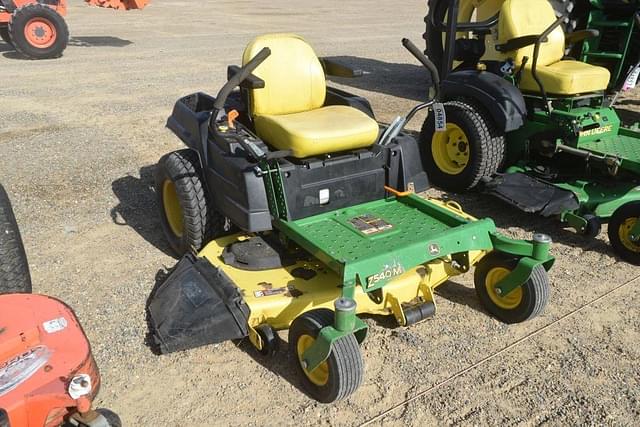 Image of John Deere Z540M equipment image 1