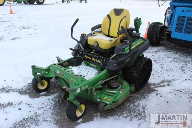 Image of John Deere Z920M equipment image 1