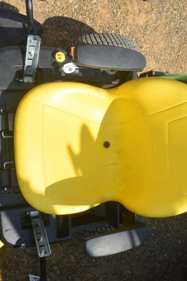 Image of John Deere ZTrak equipment image 3