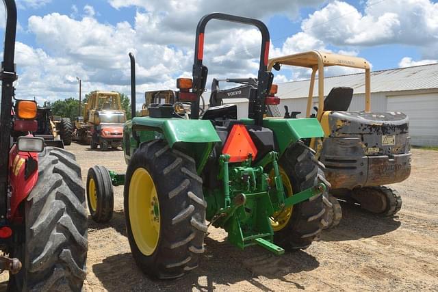 Image of John Deere 5103 equipment image 1