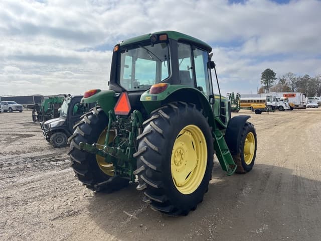 Image of John Deere 7130 equipment image 2