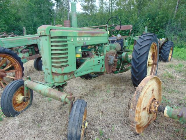 Image of John Deere A equipment image 2