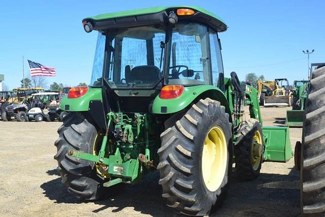 Image of John Deere 5065E equipment image 2