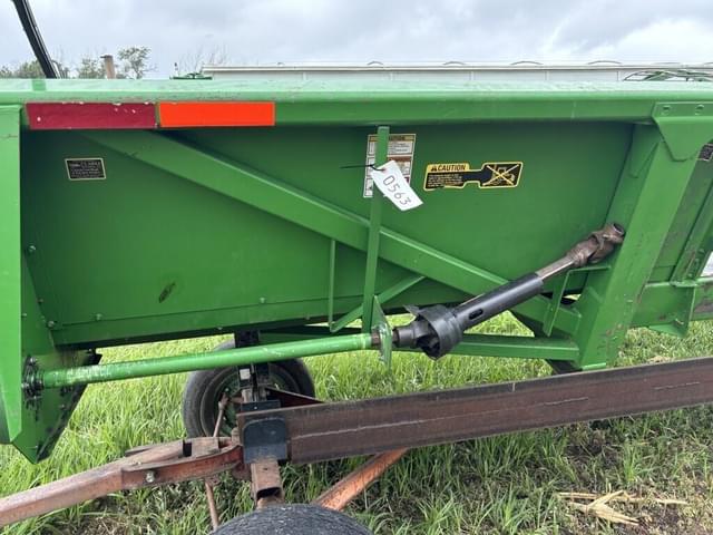 Image of John Deere 830 equipment image 4