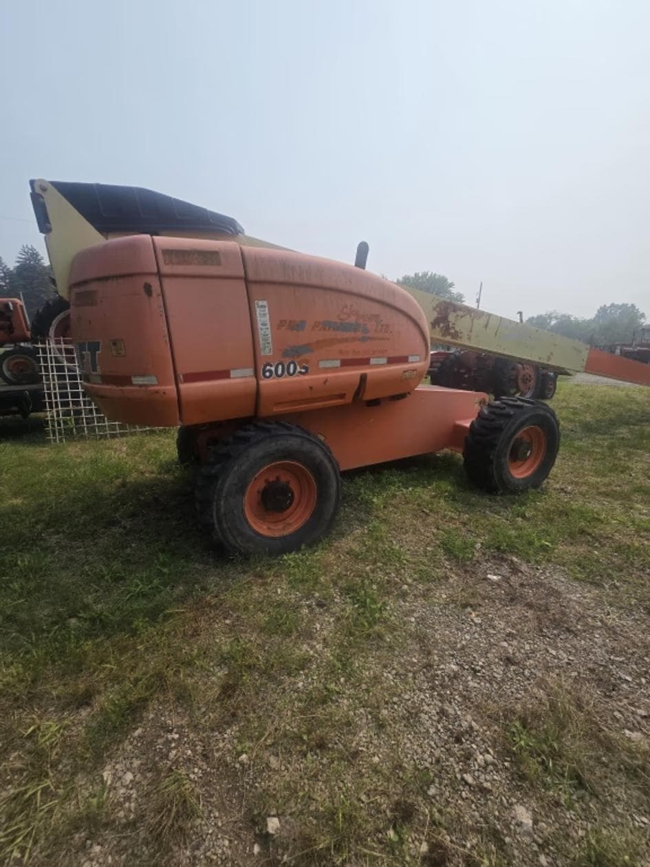 Image of JLG 600S Primary image