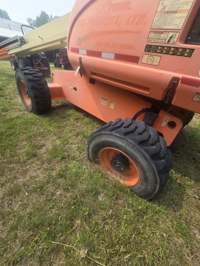 Image of JLG 600S equipment image 2