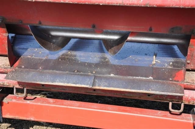 Image of J.I. Case 1083 equipment image 4