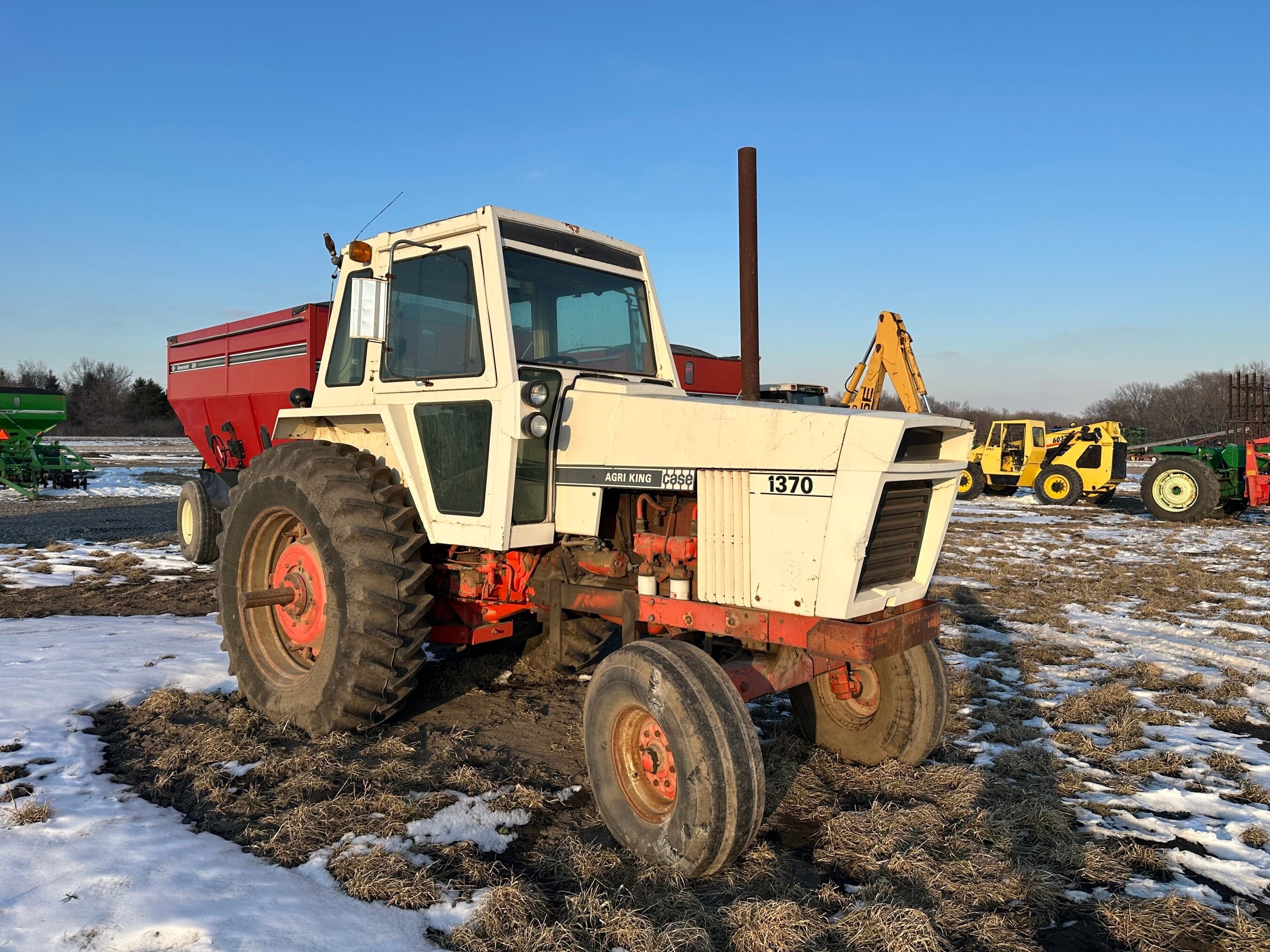 J.I. Case 1370 Equipment Image0