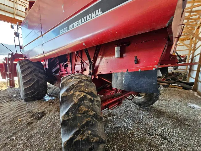 Image of Case IH 1660 equipment image 2