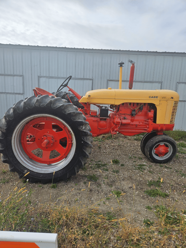 J.I. Case 400 Equipment Image0