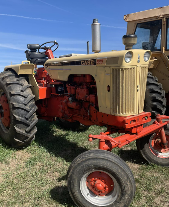 Main image J.I. Case 830