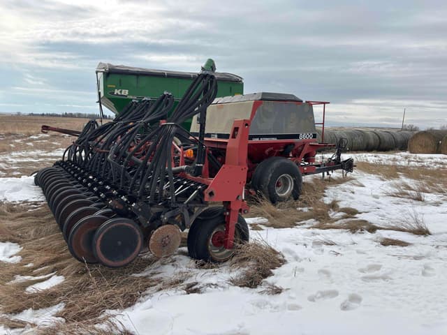 Image of Case IH 8600 equipment image 4