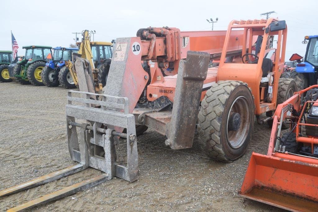 2012 JLG 10054 Equipment Image0