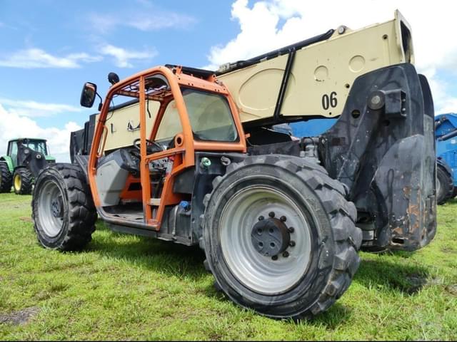 Image of JLG 1055 equipment image 4