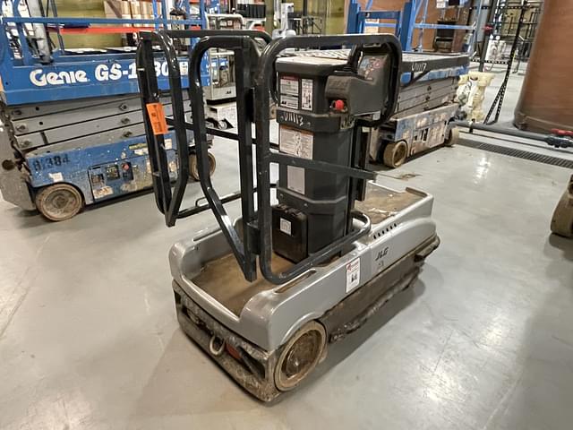 Image of JLG 10MSP equipment image 3