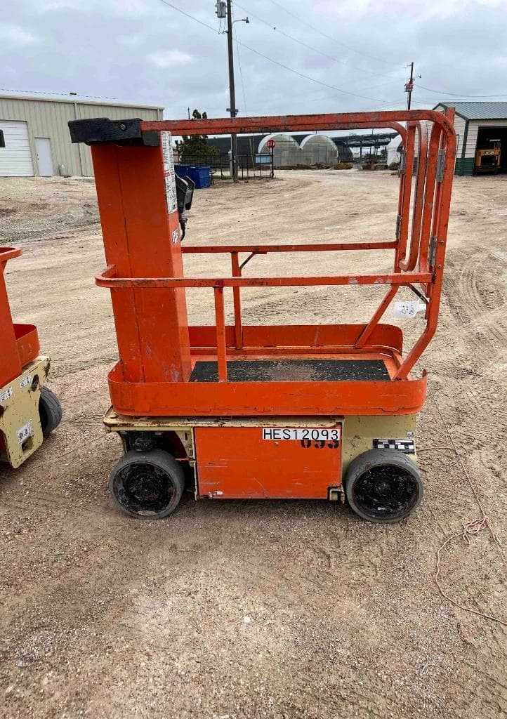 Image of JLG 1230ES Image 0