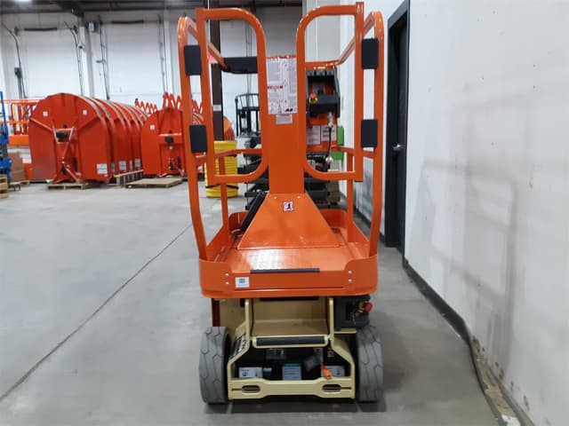 Image of JLG 1230ES equipment image 3