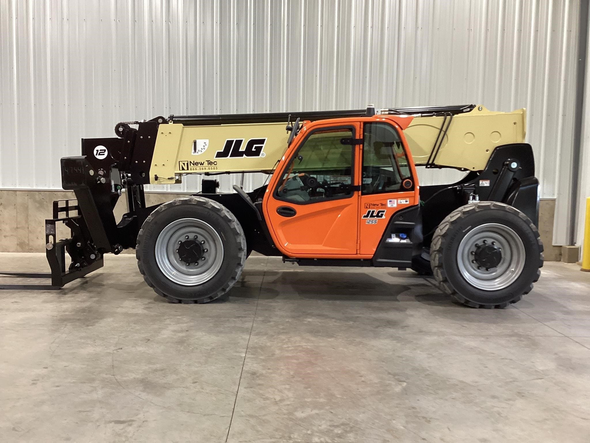2025 JLG 1255 Equipment Image0