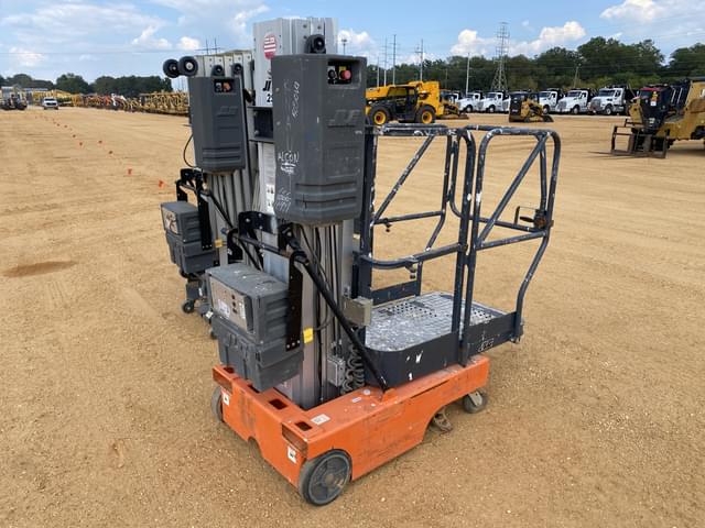 Image of JLG 12SP equipment image 2