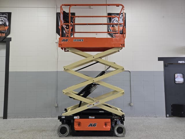 Image of JLG 1930ES equipment image 2