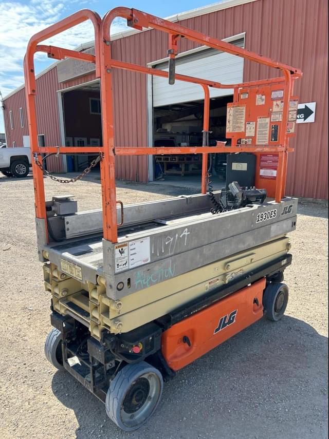 Image of JLG 1930ES equipment image 2