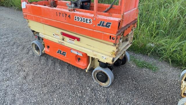 Image of JLG 1930ES equipment image 3