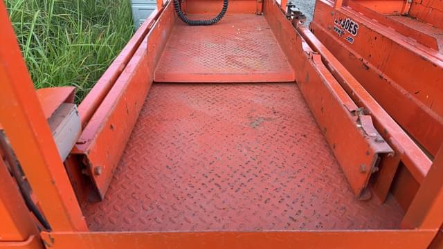 Image of JLG 1930ES equipment image 4