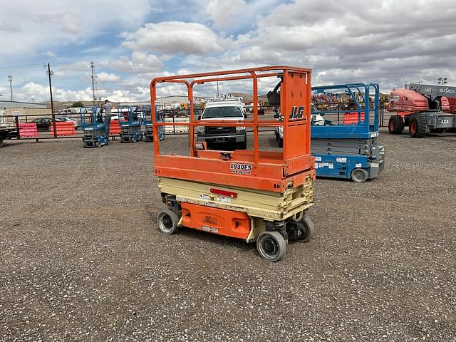 Image of JLG 1930ES equipment image 3